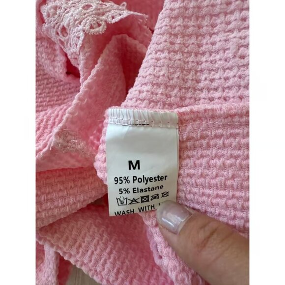 Pink tie back tank. Medium - Picture 3 of 3